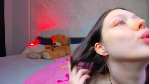 Lily online show from March 11, 6:17 am