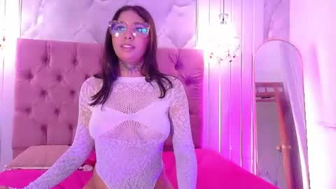 LunaRose-Next Stream at 0545hs GMT online show from July 29, 2:44 am
