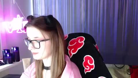 LunaXcherry online show from June 22, 5:32 pm