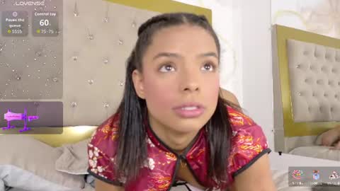 lunna__tylor online show from July 15, 3:22 am