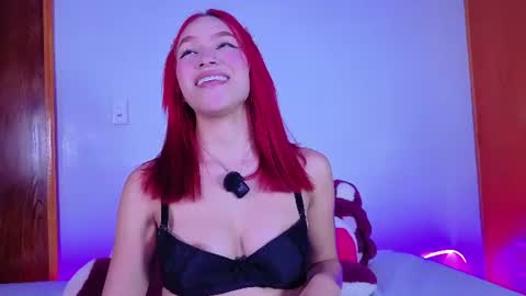 L U N N A online show from July 24, 9:55 pm