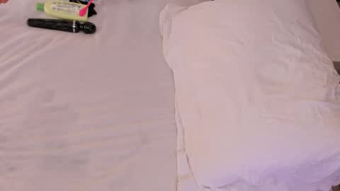 Jade online show from March 11, 9:57 am