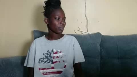 luo_queen online show from February 5, 4:59 am