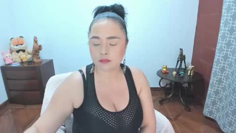 PAULINA online show from May 1, 1:31 am