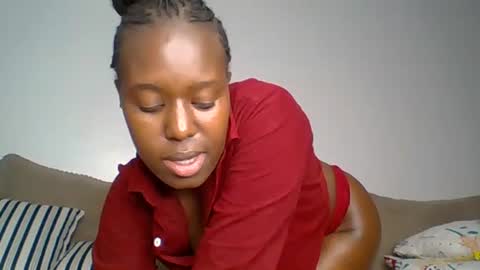 lushlola254 online show from October 30, 9:38 pm