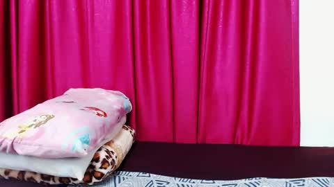 Snapshot of lustydesirex chatting on October 25, 3:03 am lustydesirex online show from October 25, 3:03 am