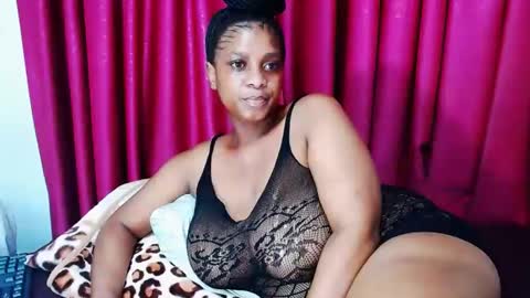 Snapshot of lustydesirex chatting on December 31, 12:54 am lustydesirex online show from December 31, 12:54 am