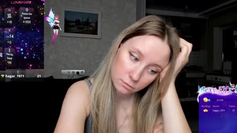 Snapshot of lusyagreenberg chatting on February 7, 4:35 pm LusyaGreenberg online show from February 7, 4:35 pm