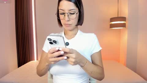 Lu. online show from October 28, 1:50 pm