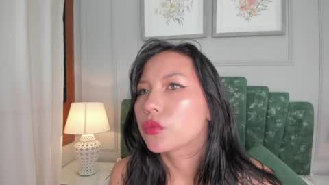 lux_bitchx online show from June 17, 3:52 am