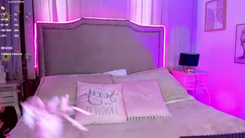 lya_brown online show from July 29, 12:05 pm