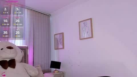 lya_brown online show from May 27, 12:02 pm