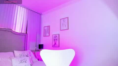 lya_brown online show from July 13, 12:06 pm