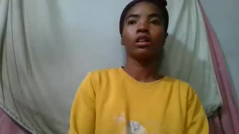 lydie856696 online show from June 11, 2:53 am