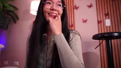 Lyhana Lee online show from July 12, 6:42 pm