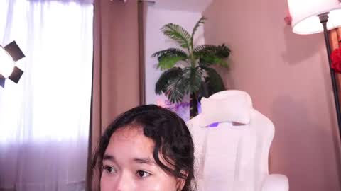Lyhana Lee online show from June 26, 3:24 pm