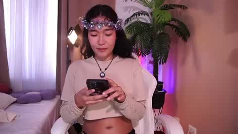 Lyhana Lee online show from July 6, 3:14 pm