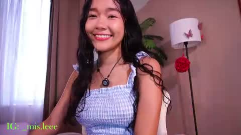 Lyhana Lee online show from July 19, 2:52 pm