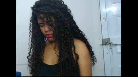 lylii_evans online show from January 30, 4:58 am