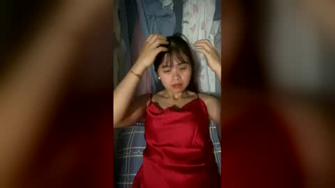 Lyly online show from May 13, 3:56 am