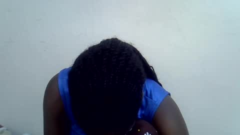 lyn_anna online show from July 22, 11:00 am