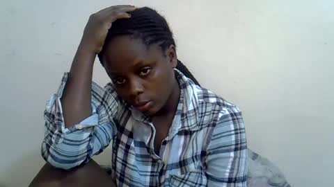lyn_anna online show from July 20, 10:39 am
