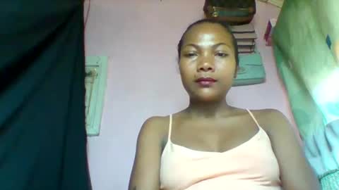 lyndah19 online show from March 21, 8:30 am