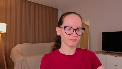 Sara online show from July 5, 4:12 pm