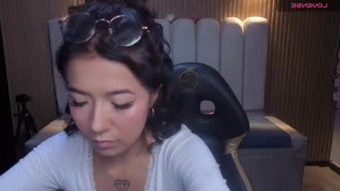 lynn_turner_ online show from July 15, 1:49 pm