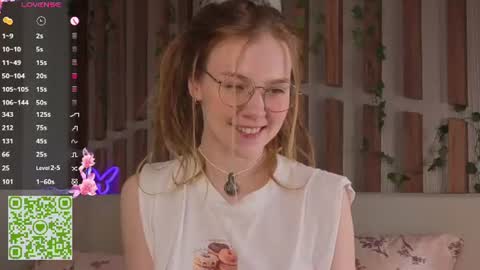 Lyra online show from August 4, 12:49 am