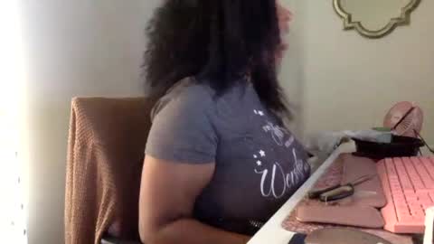 madam_glam online show from August 3, 5:07 pm