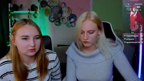 Snapshot of madam_ulis chatting on October 8, 3:38 pm Ulis online show from October 8, 3:38 pm