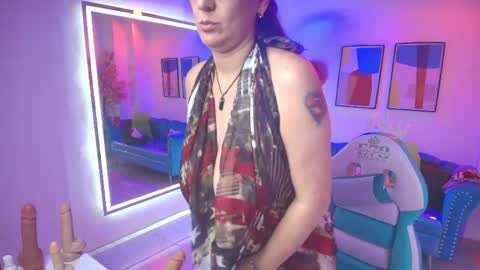 Madame Scarllet  online show from April 28, 11:36 am