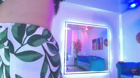 Madame Scarllet  online show from May 4, 11:58 am