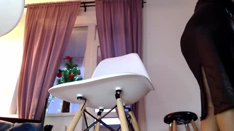 madamekatrina online show from December 31, 6:48 am