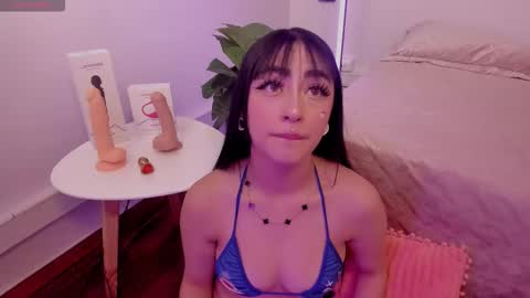 Maddierosee online show from March 18, 3:44 am