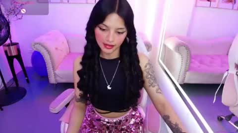 maddie_t18 online show from July 7, 11:35 am