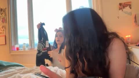 maddieblair1 online show from February 4, 12:24 am