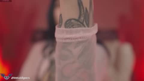 maddy_uwu online show from March 15, 6:37 am