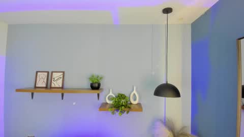 Maddy  online show from November 18, 12:06 pm