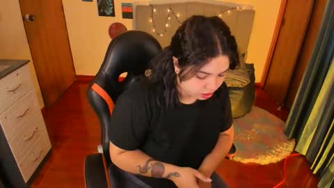 madelaine_taylor online show from September 12, 11:18 am