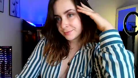 madelamee online show from April 29, 10:59 pm