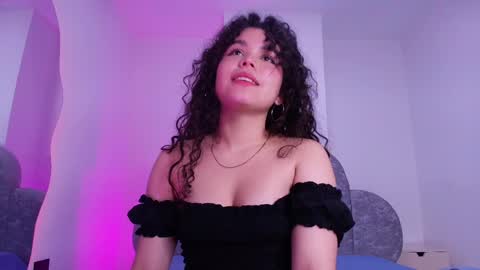 Madeleine  online show from April 19, 6:10 pm