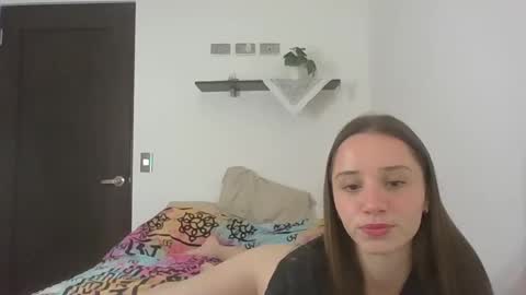 Madeline Swan online show from January 9, 6:47 pm