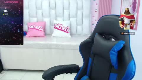 Madhison  online show from March 11, 8:31 pm