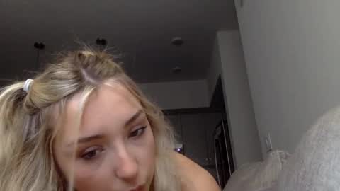Snapshot of madiexcuslive chatting on March 4, 8:05 pm yourfavblonde online show from March 4, 8:05 pm