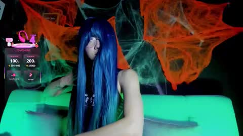 Madison Watson online show from October 31, 10:08 am