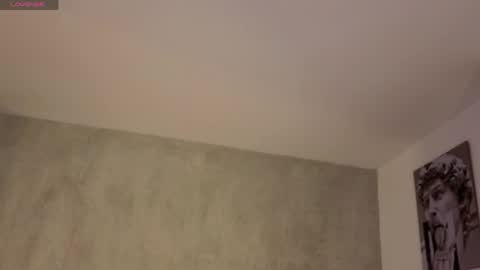 Melissa     700  1400 -5 online show from April 29, 4:09 pm