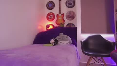 Madison   online show from July 6, 1:05 pm