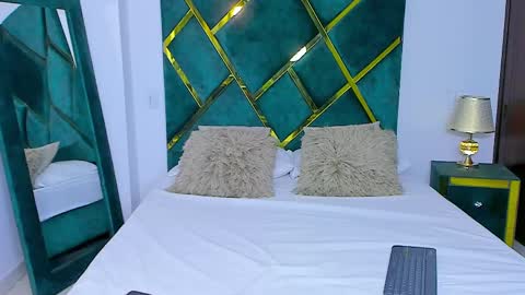 madison_rinaldi online show from February 26, 10:11 pm